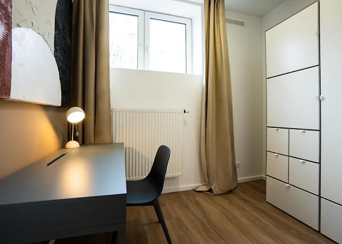 Appartamento Stylish With Dedicated Working Space And Super King-size Bed Located Between Centre And Donau River *