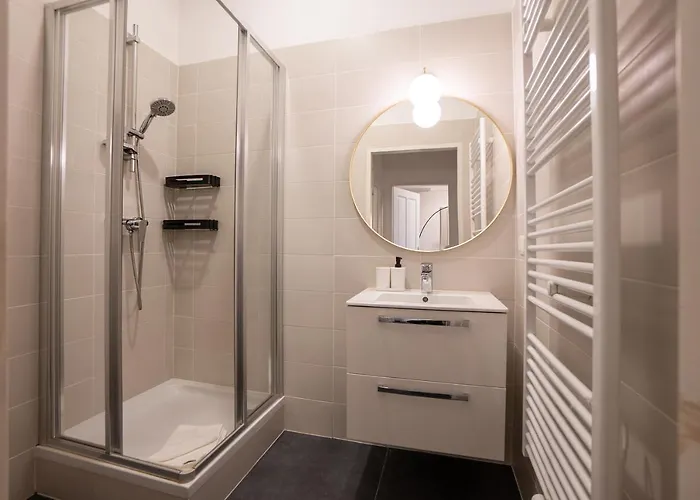 Appartamento Stylish With Dedicated Working Space And Super King-size Bed Located Between Centre And Donau River Vienna